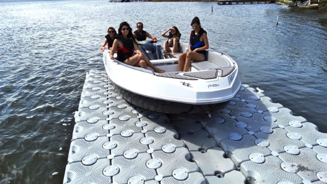 Flutuante Modular Plástico